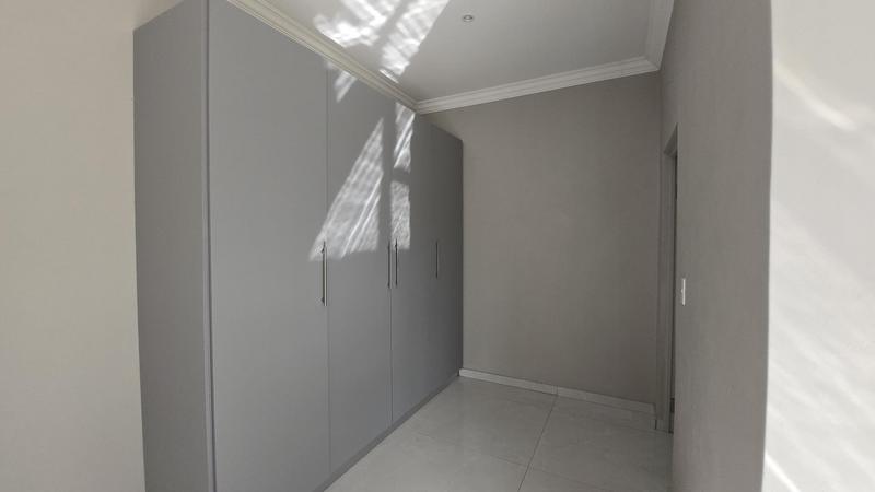 4 Bedroom Property for Sale in The Islands Estates North West